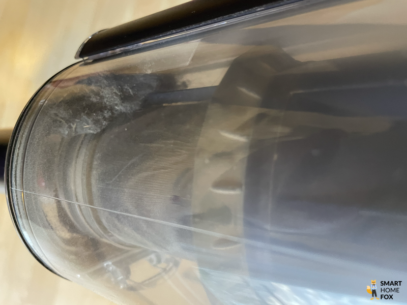 Dyson Gen 5 Detect: После уборки: контейнер для сбора грязи.